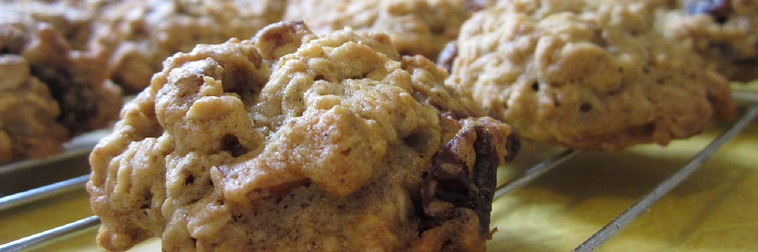 Müsli-Erdnuss-Berge 1500x500